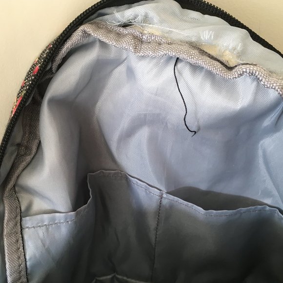 Vintage Flower Lace Backpack - Picture 4 of 6